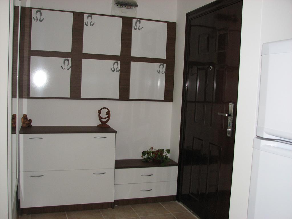 Two-Bedroom Apartment Donika Царево Екстериор снимка