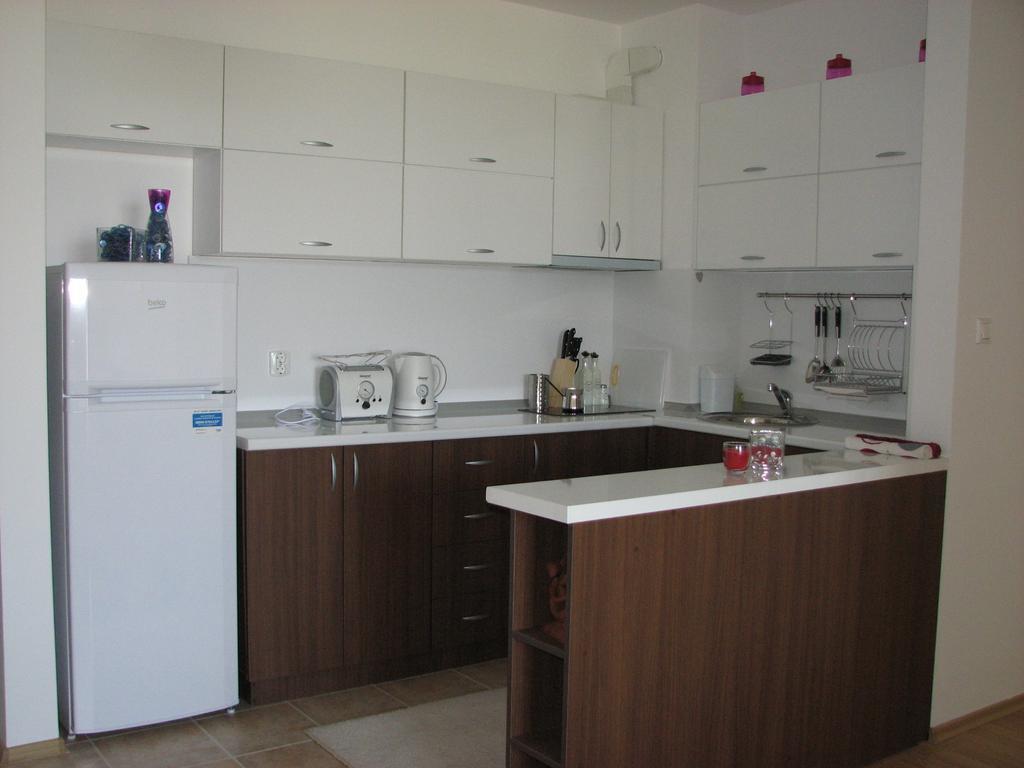Two-Bedroom Apartment Donika Царево Екстериор снимка