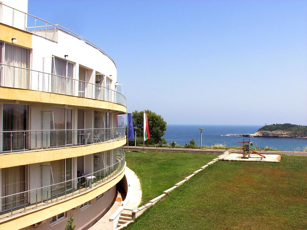 Two-Bedroom Apartment Donika Царево Екстериор снимка